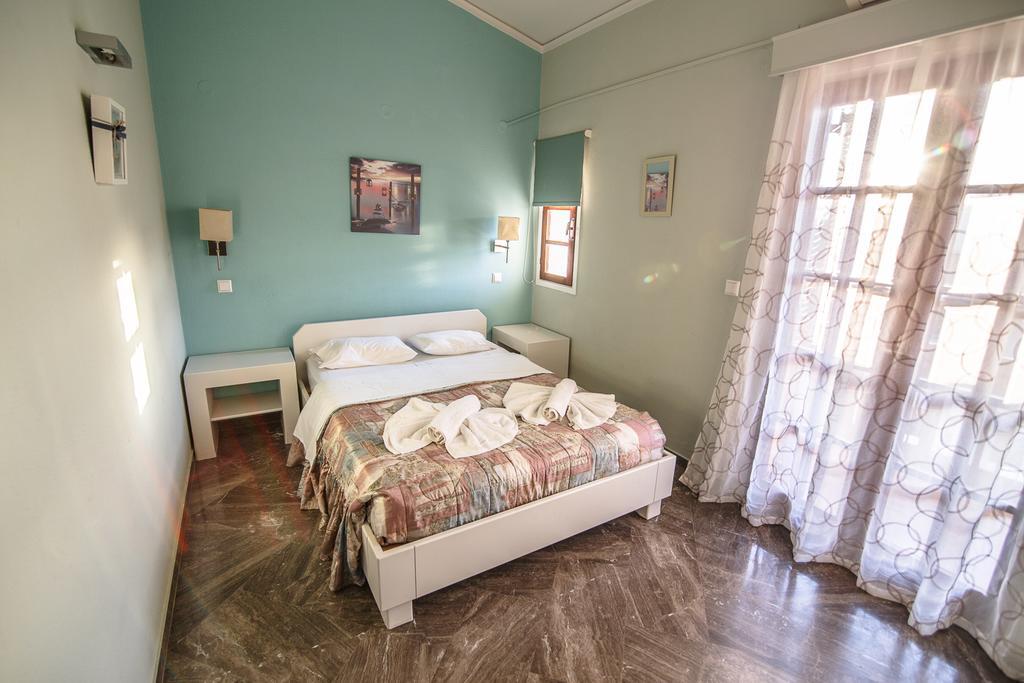 Elpida Aparthotel ゴウヴァイ エクステリア 写真