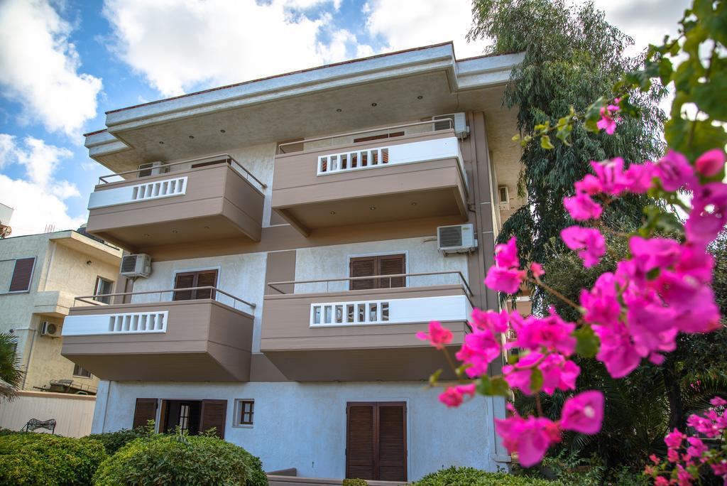 Elpida Aparthotel ゴウヴァイ エクステリア 写真