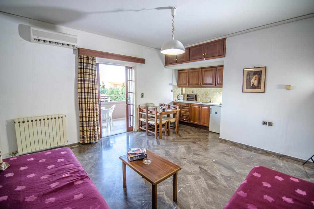 Elpida Aparthotel ゴウヴァイ エクステリア 写真